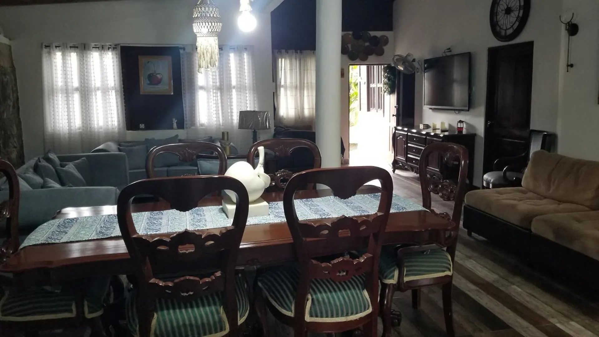 The Cozy Cabin Bonao 公寓